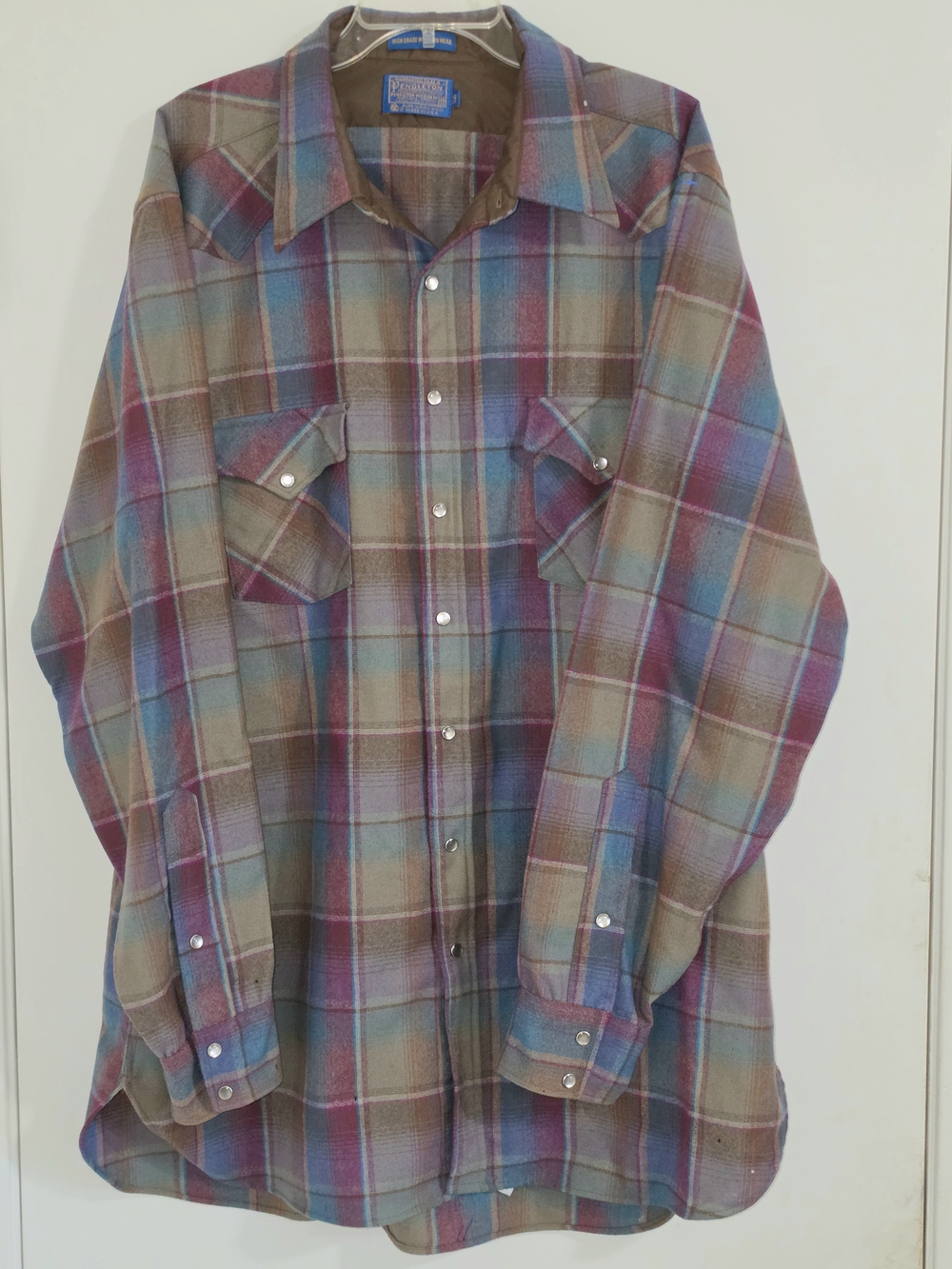Vintage 70s Pendleton Western Pearl Snap Wool Shirt Jacket ~ Pastel Ombre Plaid